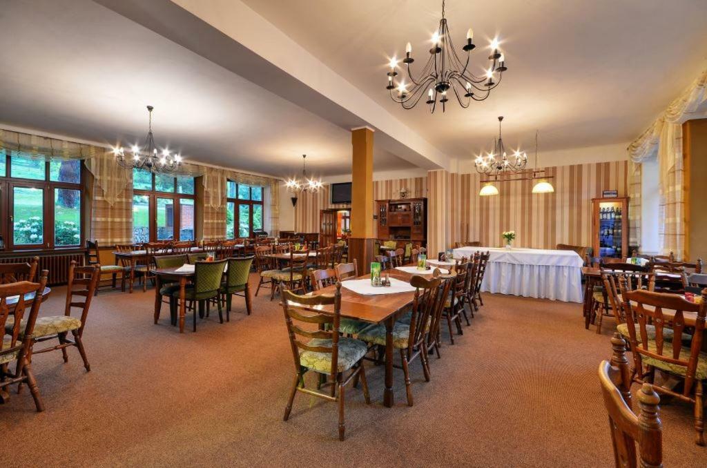 Hotel Stara Posta Filipovice Ngoại thất bức ảnh