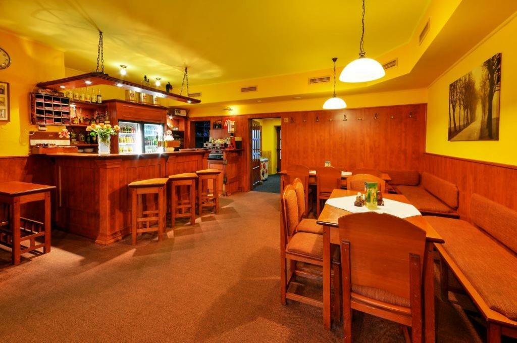 Hotel Stara Posta Filipovice Ngoại thất bức ảnh